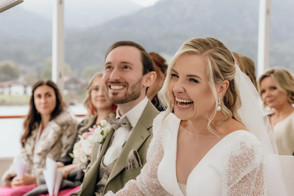 Freie Trauung mit Conny von The Ceremony by Conny Petry auf dem Schiff am Tegernsee